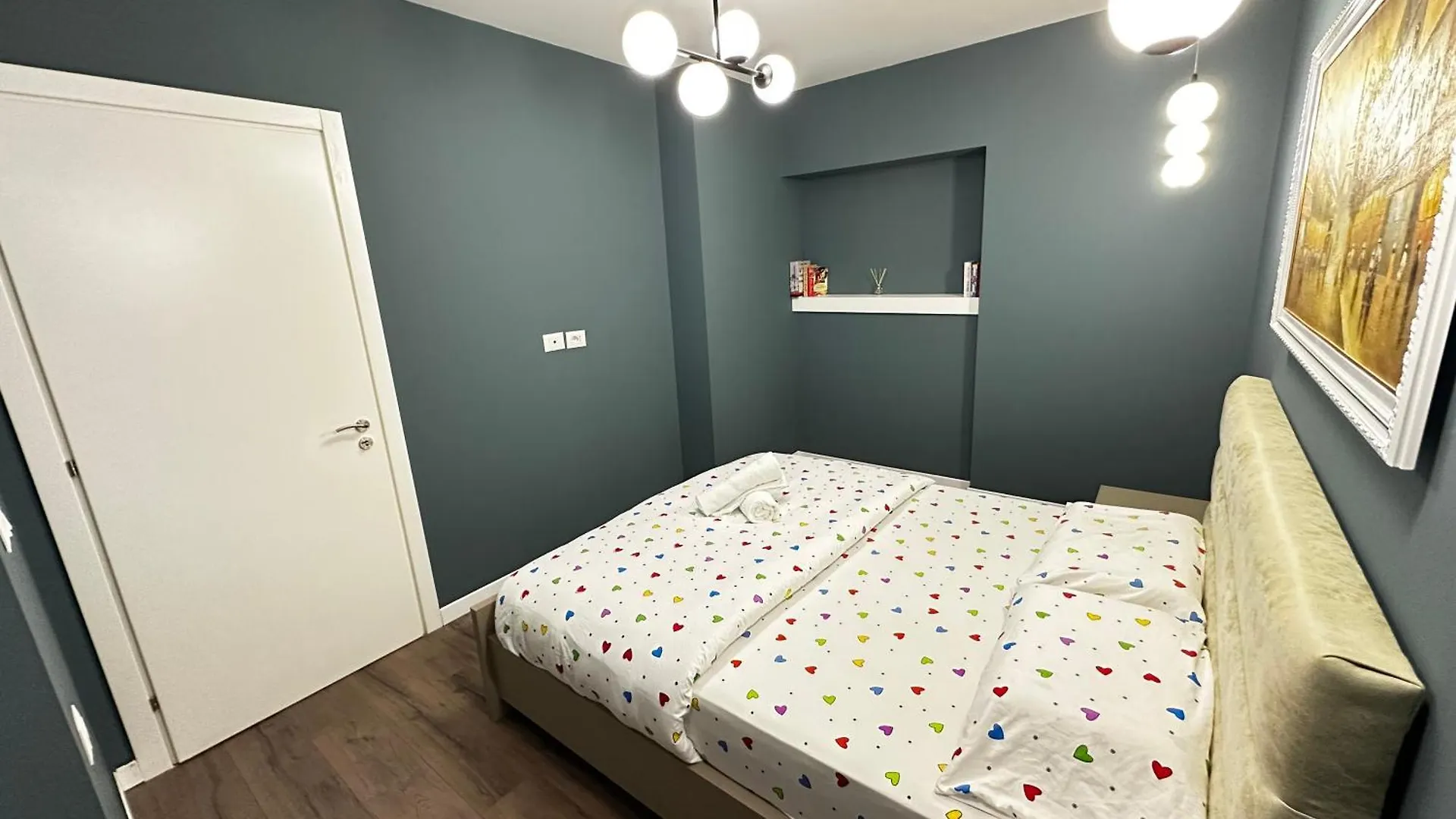 Apartment Delux City Inn Tirana Albania
